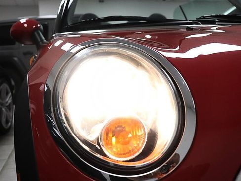 Used 2010 MINI Cooper Convertible FWD image 38