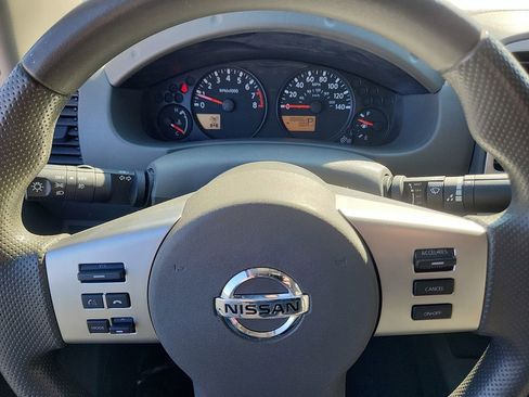 Used 2020 Nissan Frontier SV w/ Midnight Edition Floor Mats image 18