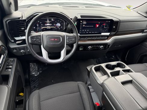 Used 2022 GMC Sierra 1500 Elevation image 15