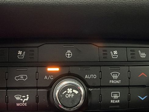 Certified 2024 Dodge Durango R/T AWD/4WD image 38