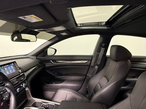 Used 2021 Honda Accord Sport image 25