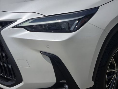 Used 2024 Lexus NX 250 FWD image 15