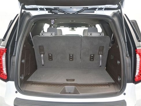 Used 2021 GMC Yukon SLE image 15