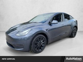 Used 2023 Tesla Model Y Long Range video 1