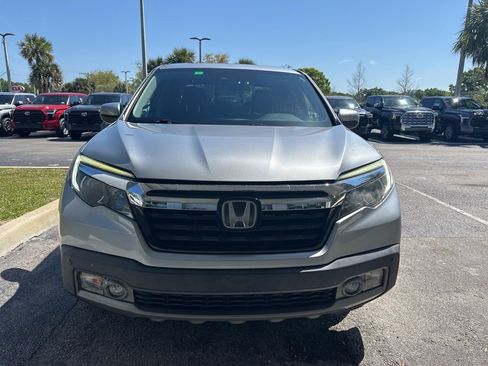 Used 2017 Honda Ridgeline RTL-E image 2