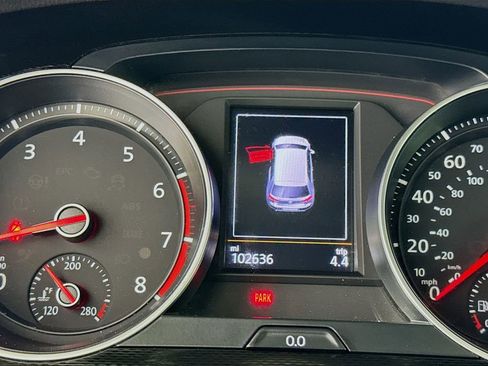 Used 2015 Volkswagen GTI S FWD image 15