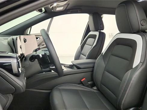 New 2026 Chevrolet Blazer EV LT AWD/4WD image 27