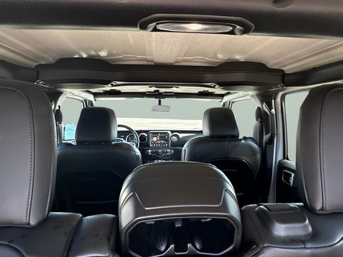 Used 2021 Jeep Wrangler Unlimited Sahara AWD/4WD image 43