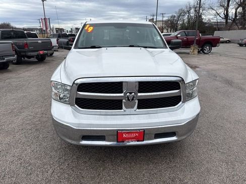 Used 2019 RAM 1500 Classic SLT image 4