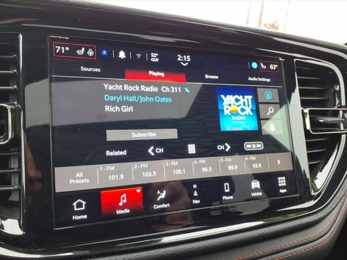 Used 2023 Dodge Durango R/T w/ Blacktop Package image 17