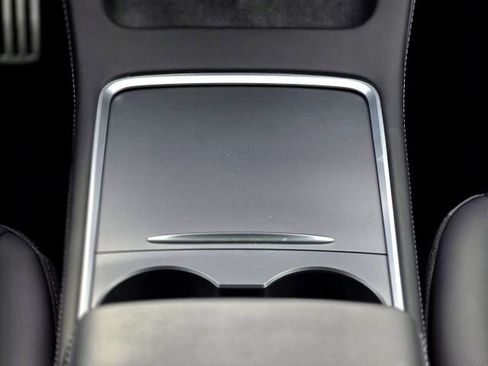 Used 2024 Tesla Model Y Performance AWD/4WD image 20