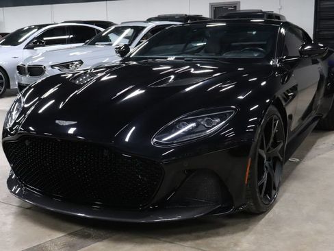 Used 2019 Aston Martin DBS Superleggera image 1