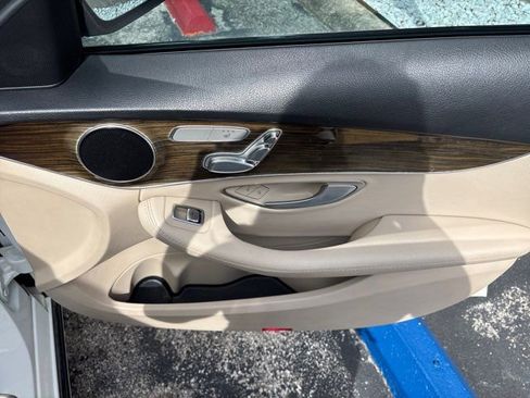 Used 2019 Mercedes-Benz C 300 Sedan image 54