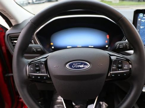 Used 2024 Ford Escape Platinum FWD image 22