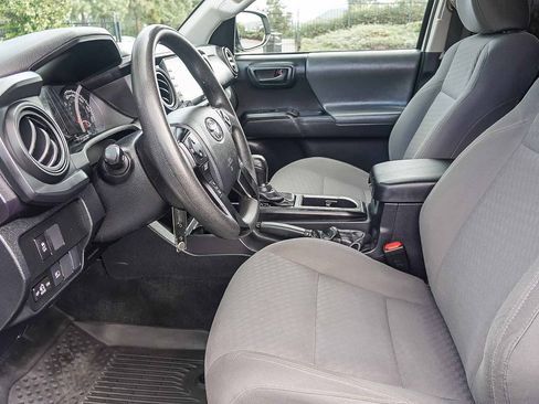Certified 2023 Toyota Tacoma SR AWD/4WD image 23