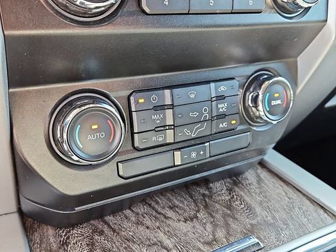 Used 2019 Ford F250 Lariat AWD/4WD image 16