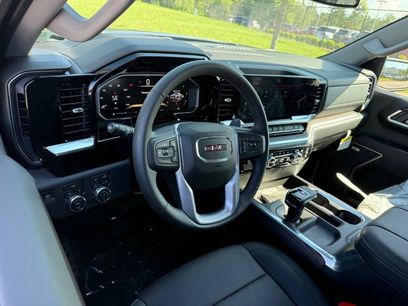 New 2026 GMC Sierra 1500 SLT w/ SLT Premium Plus Package