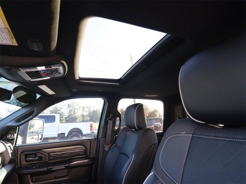 Used 2025 RAM 2500 Limited image 4