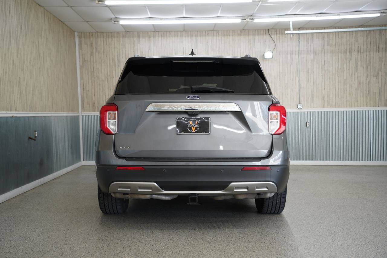 Used 2021 Ford Explorer XLT w/ Equipment Group 202A RWD image 8