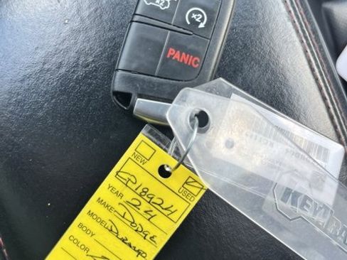 Used 2024 Dodge Durango GT image 15