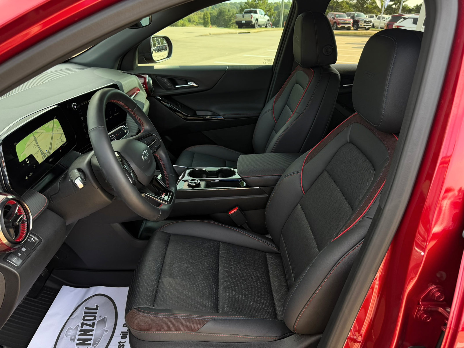 Used 2025 Chevrolet Equinox RS FWD image 10