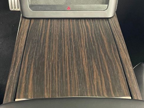 Used 2022 Tesla Model X image 46