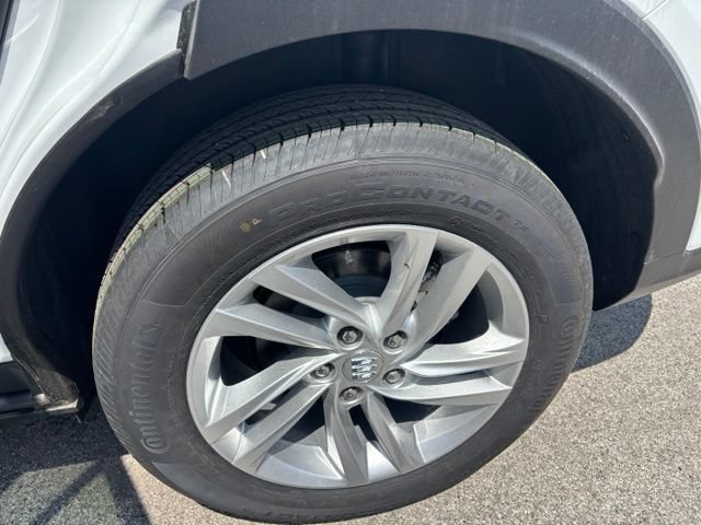 New 2026 Buick Envista Sport Touring FWD image 17