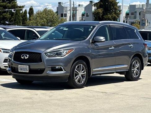 Used 2017 INFINITI QX60 Luxe w/ Premium Plus Package AWD/4WD image 7