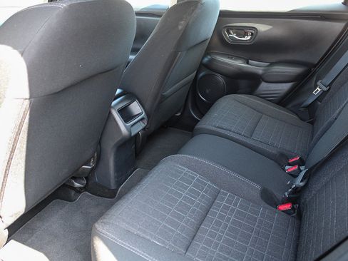 Used 2025 Honda HR-V LX image 20