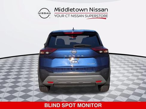 Used 2023 Nissan Rogue SV AWD/4WD image 4