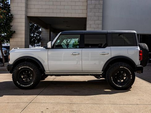 Used 2025 Ford Bronco Big Bend AWD/4WD image 4