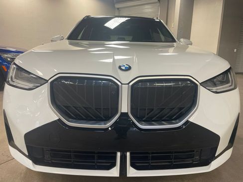 Used 2025 BMW X3 xDrive30i AWD/4WD image 29