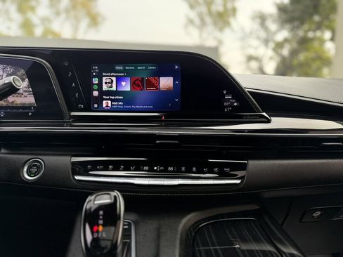 Used 2021 Cadillac Escalade Sport image 34