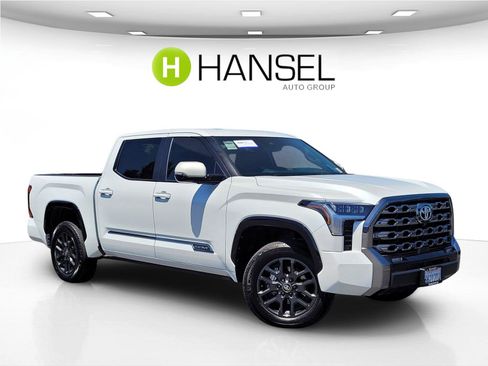 Used 2025 Toyota Tundra Platinum AWD/4WD image 1