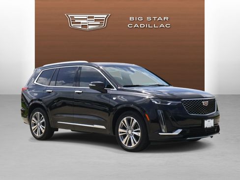 Certified 2025 Cadillac XT6 Premium Luxury w/ LPO, Floor Liner Package FWD image 7