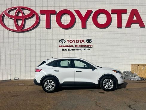 Used 2020 Ford Escape S image 32