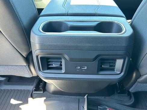 Used 2026 Chevrolet Silverado 1500 LT Trail Boss w/ Convenience Package II AWD/4WD image 33