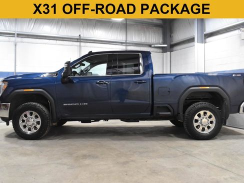 Used 2022 GMC Sierra 2500 SLE w/ X31 Off-Road Package AWD/4WD image 5
