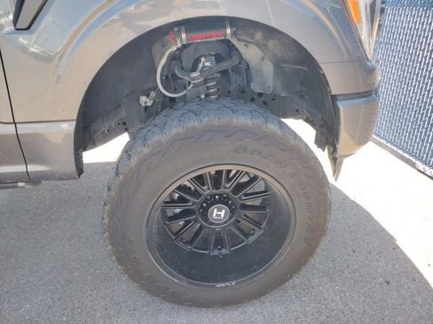 Used 2022 Ford F150 XLT w/ Equipment Group 302A High image 10