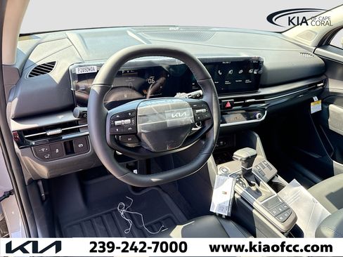 New 2026 Kia Sportage EX image 25