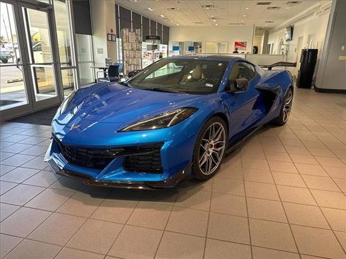 Used 2024 Chevrolet Corvette Z06 w/ Chrome Exterior Badge Package image 1