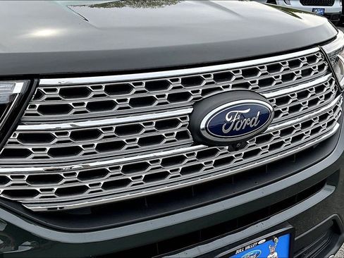 Used 2023 Ford Explorer Limited w/ Hybrid Equipment Group 310A AWD/4WD image 37