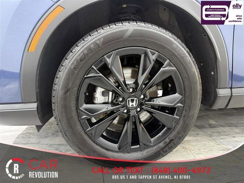 Used 2025 Honda CR-V Sport Touring image 12