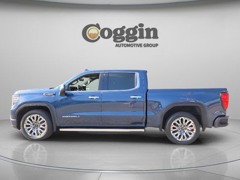 Used 2023 GMC Sierra 1500 Denali Ultimate image 2