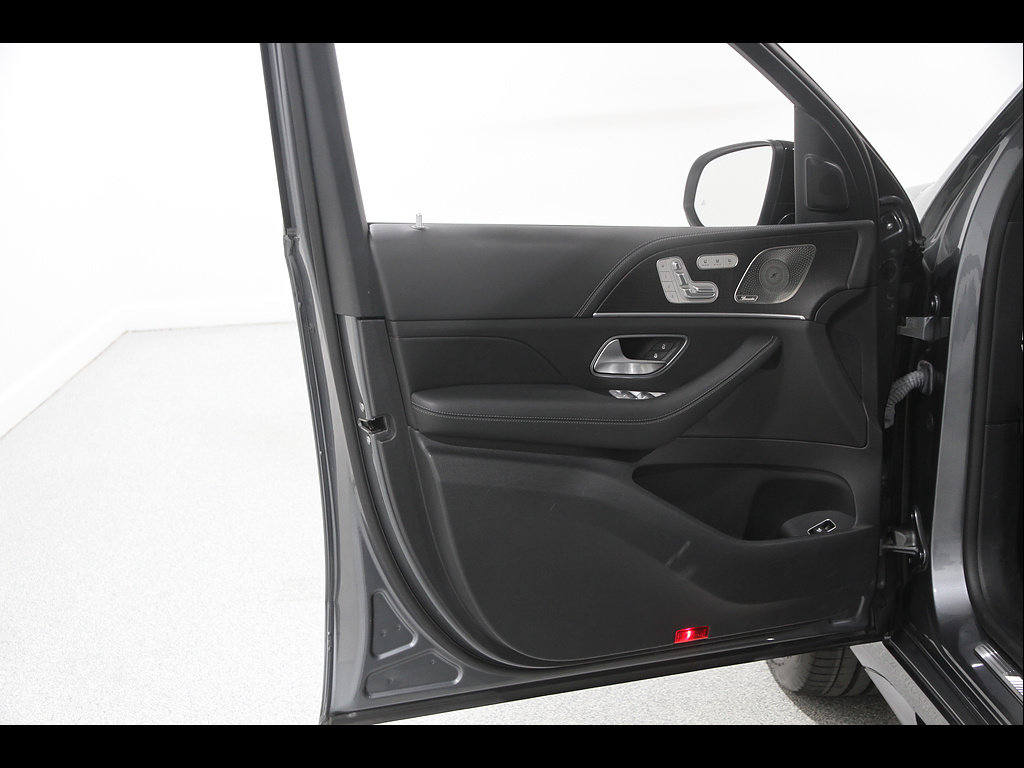 Used 2022 Mercedes-Benz GLE 63 AMG S image 4
