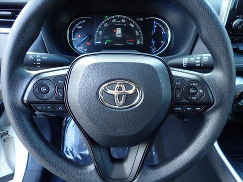 Used 2025 Toyota RAV4 LE AWD/4WD image 12