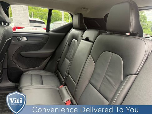 Certified 2023 Volvo XC40 B5 Ultimate w/ Protection Package Premier AWD/4WD image 22