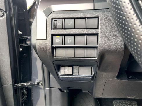 Used 2026 Toyota Tacoma SR5 AWD/4WD image 36