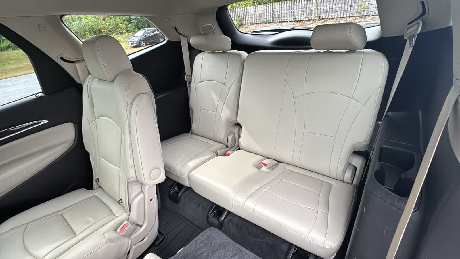 Certified 2019 Buick Enclave Premium w/ Trailering Package, 5000 lbs. AWD/4WD image 32