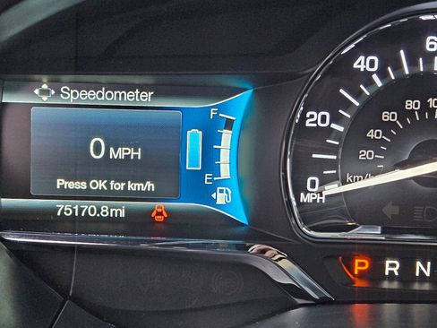 Used 2018 Lincoln MKZ Reserve image 24